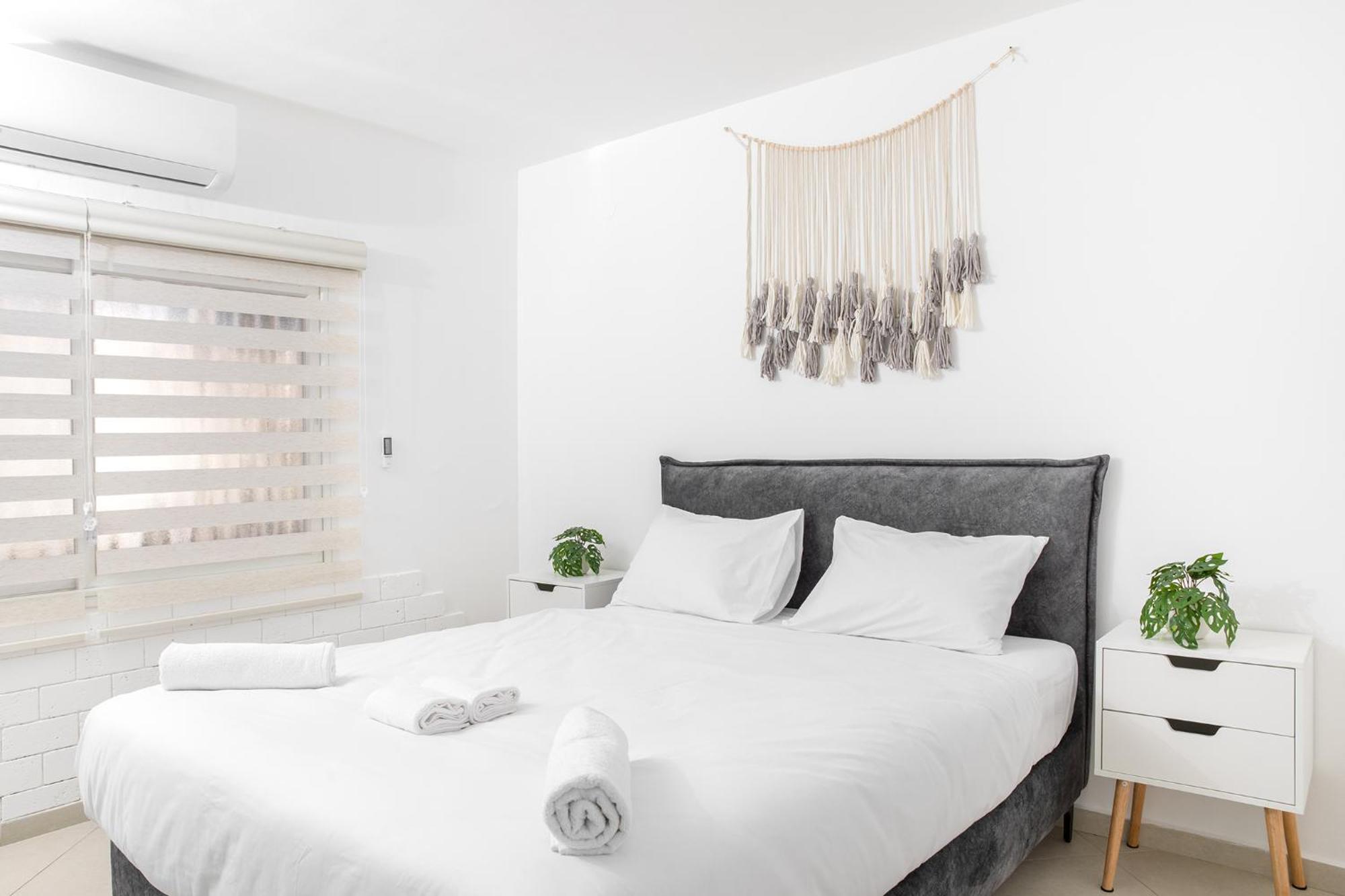 By Eezy- דירה משפחתית מפנקת 3 חדרי שינה - Hanechoshet Ferienhaus Eilat